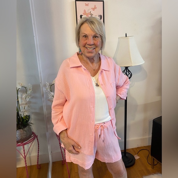 Mapcie Light Pink Gauze 2pc Long Sleeve Top and Shorts Set - Picture 2 of 2